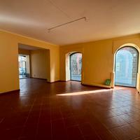 Rif.ML75| locale commerciale mascalucia