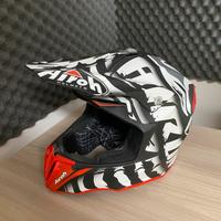 Casco Airoh Twist Legend