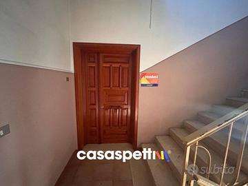 Appartamento di 91 m² con 3 locali a San Donaci