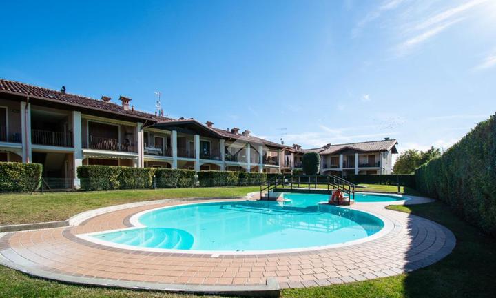 2 LOCALI A PUEGNAGO SUL GARDA