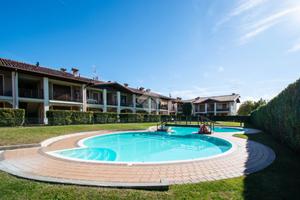 2 LOCALI A PUEGNAGO SUL GARDA