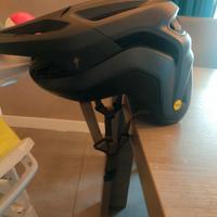 casco MTB specialized tattic