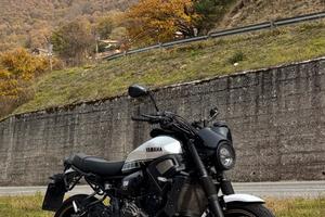 Yamaha  XSR700 legacy 2024
