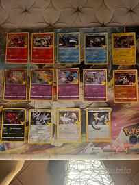 Pokemon anniversario 25 piu sleevee originali.