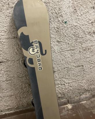 snowboard con attacchi e fodero