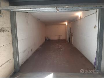 Box vicino Piazza Pontida