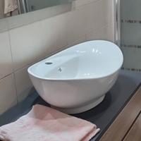 Lavabo d'appoggio ovale