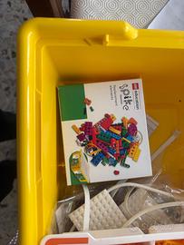 Lego Education  SPIKE Essential