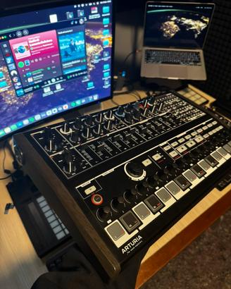 Arturia Minibrute 2s