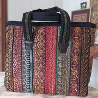 Borsa Tote ricamata a mano