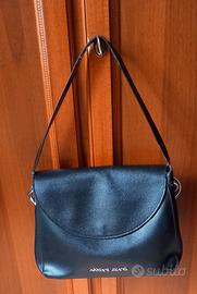 Borsa Armani Jeans ecopelle nera