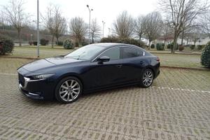 Mazda 3 sedan BP e-skyactiv x 186 cv