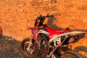 Honda cr 125 5 marce (TRATTABILE)