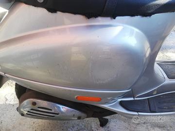 Vespa 125 ET4