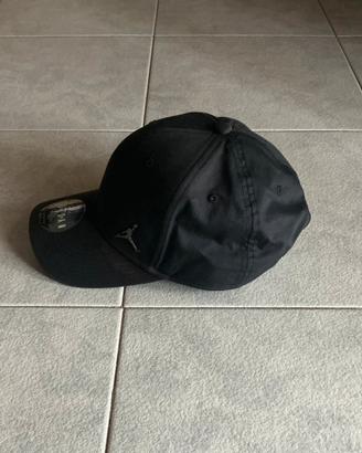 cappello Jordan black