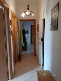 Appartamento di 110 m² con più di 5 locali e posto