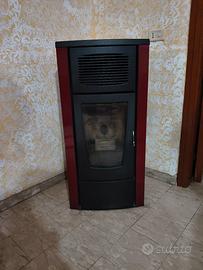 STUFA A PELLET GARDENIA RED