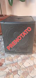 PRENOTATOSubwoofer attivo Behringer Eurolive B1200