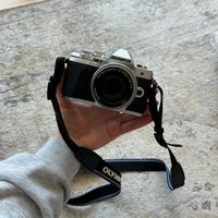 Olympus OM-D E-M10 Mark III