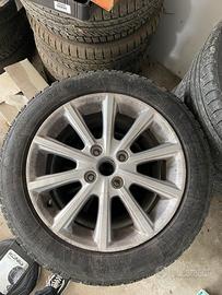 Cerchi completi di gomme+catene