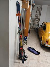 SCI E SCARPONI CON RACCHETTE