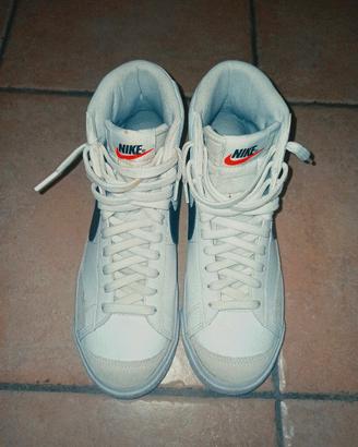 Nike Blazer Mid '77 - Taglia 40