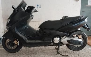 Yamaha T Max - 2003