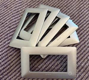 Placca 4 moduli serie Matix BTICINO silver