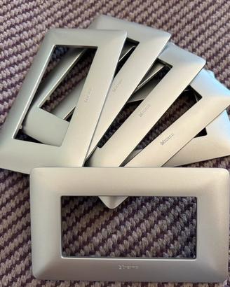 Placca 4 moduli serie Matix BTICINO silver