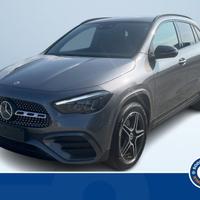 Mercedes-Benz GLA 250 E PLUG-IN HYBRID AUTOMA...