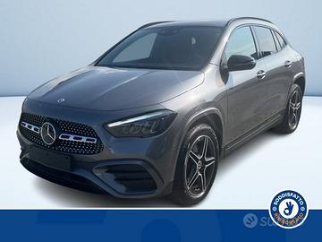 Mercedes-Benz GLA 250 E PLUG-IN HYBRID AUTOMA...