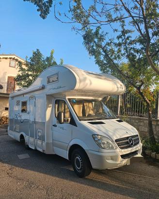 Camper Rimor Super Brig 700TC su base MERCEDES