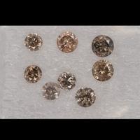 Diamanti naturali 0.9 ct con Certificato 