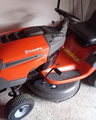 trattorino Husqvarna 