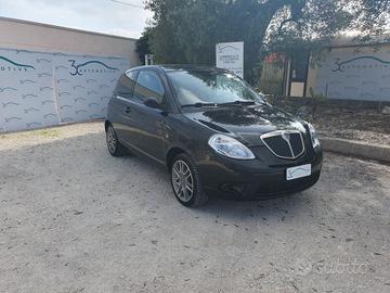 Lancia Ypsilon 1.4 16V 95cv 6marce Sport MomoDesig