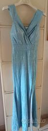 vestito Celeste brillantinato lungo con lo spacco 