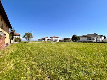 TER. RESIDENZIALE A MERETO DI TOMBA