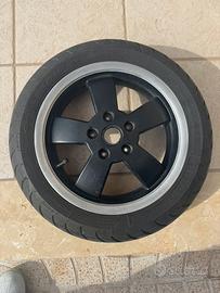Ruota cerchio per vespa GTS