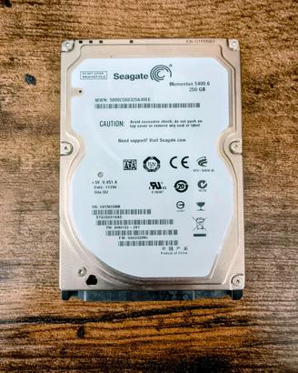 Hard disk 2.5 Seagate 240 gb