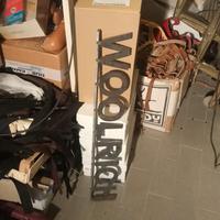 Scritta WOOLRICH in ferro battuto, lunghezza cm 70