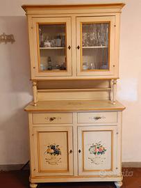 credenza con vetrina