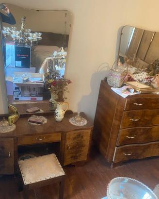 Arredi camere anni '50 o più recenti