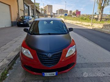 Lancia Ypsilon 1.3 MJT 16V 95 CV 5 porte S&S S Mom