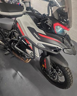 benelli  trk 702x 