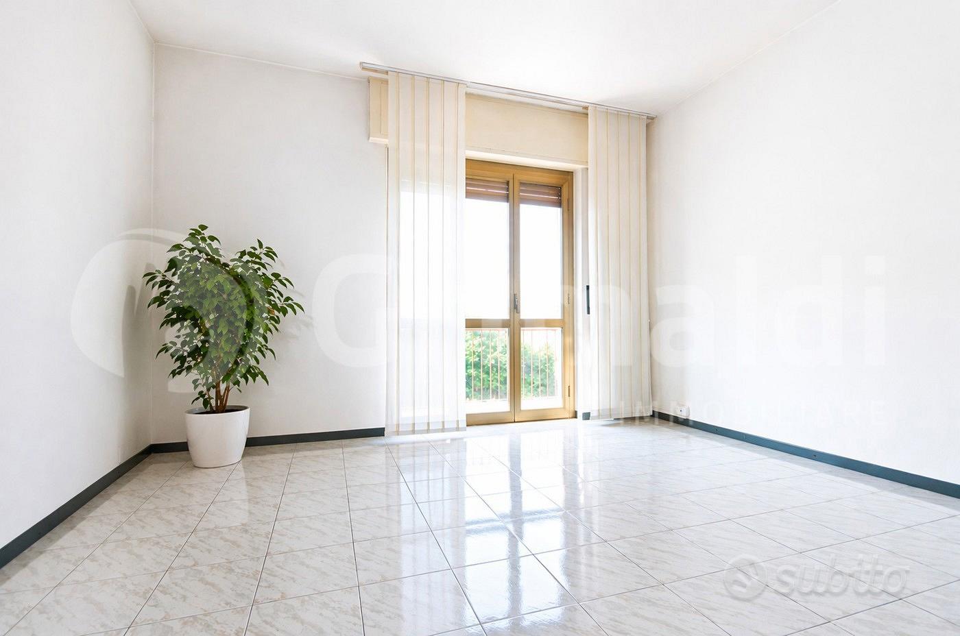 Appartamento Monza [23/26VRG] (Cederna)