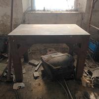 2 TAVOLI IN LEGNO MASSICCIO A SOLI 100 EURO 