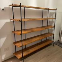 Scaffale in legno e ferro – stile industriale