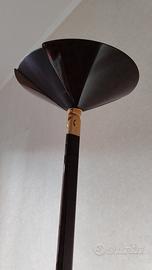 Lampda piantana