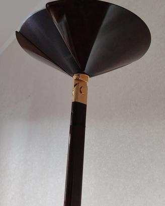 Lampda piantana