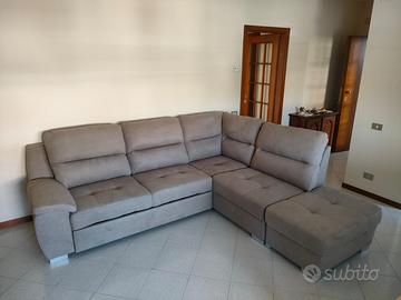 DIVANO NUOVO MAI UTILIZZATO LIVORNO